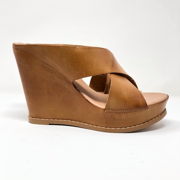 Dolce Vita Shoes - Dolce Vita Lamar Leather Wedge Sandal